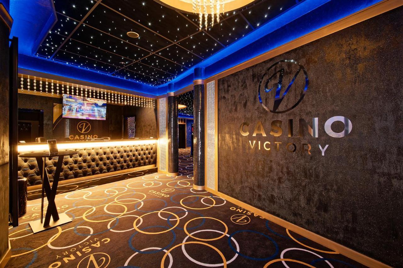 Hotel Victory Popuvky Bagian luar foto