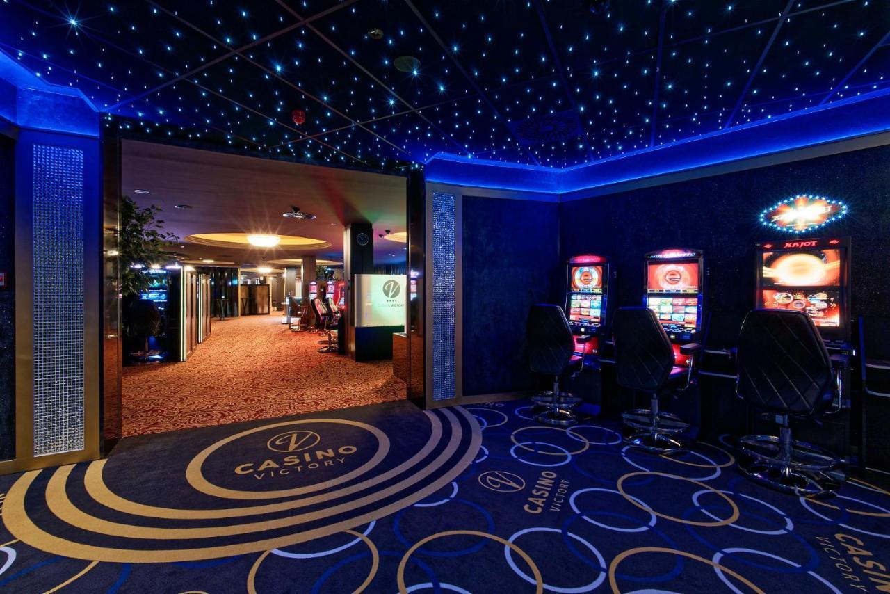 Hotel Victory Popuvky Bagian luar foto