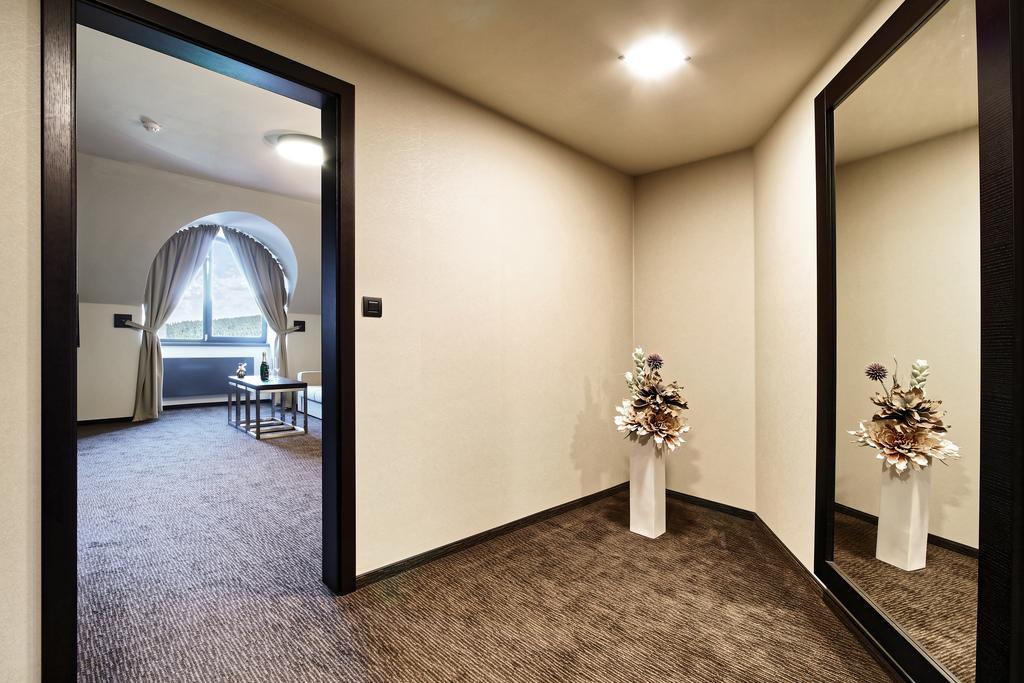 Hotel Victory Popuvky Bagian luar foto
