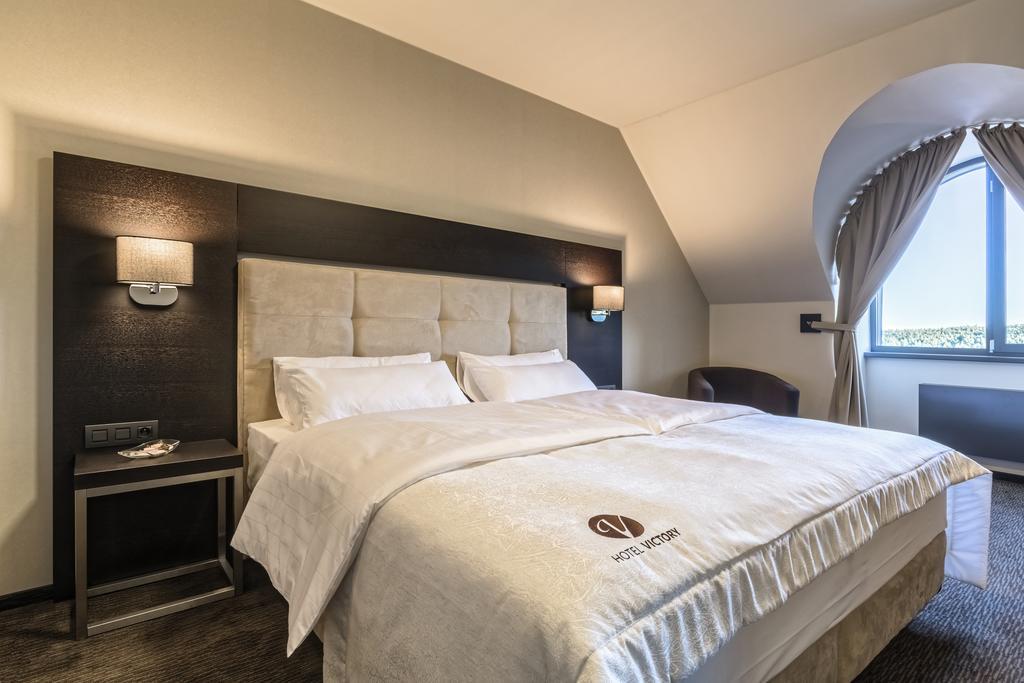 Hotel Victory Popuvky Bagian luar foto