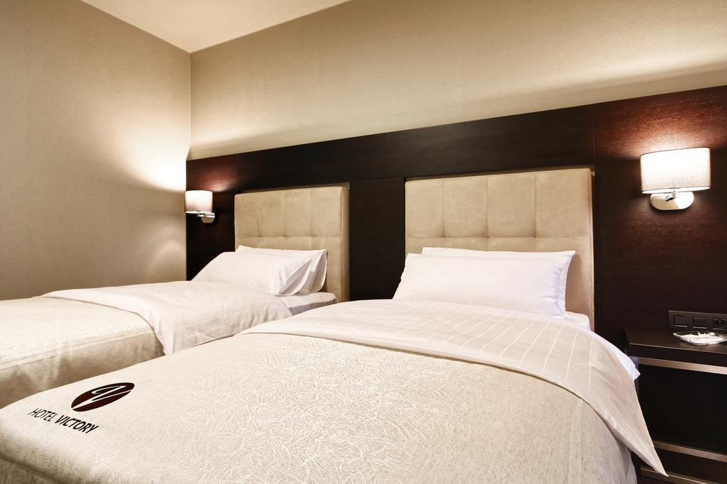 Hotel Victory Popuvky Bagian luar foto