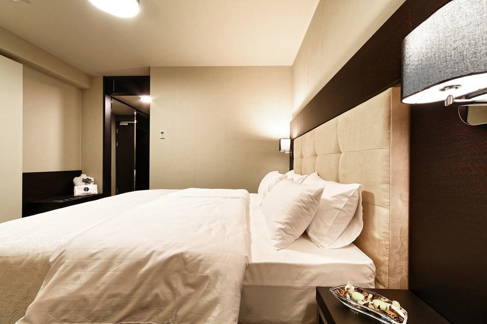 Hotel Victory Popuvky Bagian luar foto
