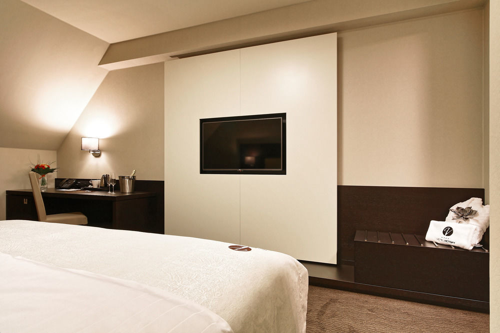 Hotel Victory Popuvky Bagian luar foto